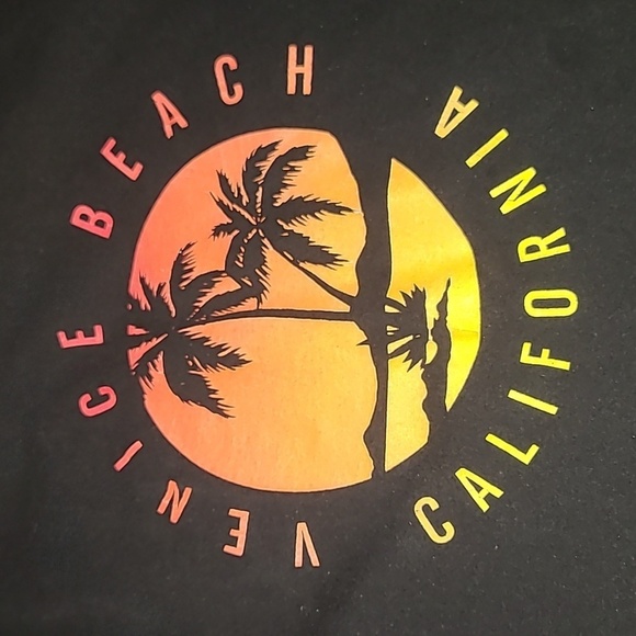 Venice Beach California - Short Sleeve T-Shirt. - Picture 2 of 4